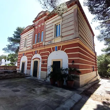 Appartamento In Villa Elegante Leuca * Santa Maria di Leuca