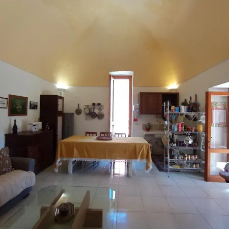 Appartamento In Villa Elegante Leuca شقة